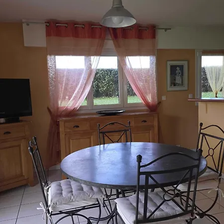 Apartment With Garden By The Sea Villers-sur-Mer